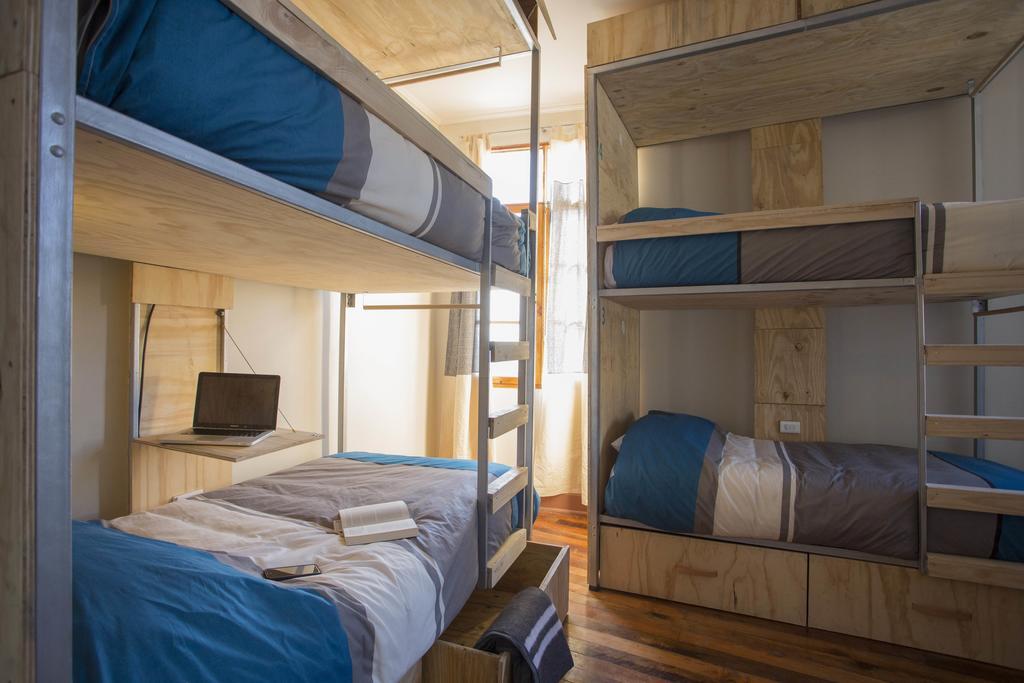 Casa Lastra Hostel บัลปาราอีโซ ภายนอก รูปภาพ