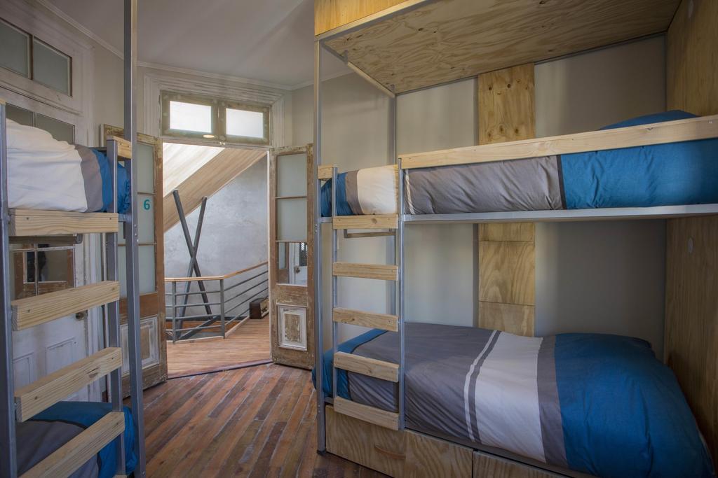 Casa Lastra Hostel บัลปาราอีโซ ภายนอก รูปภาพ