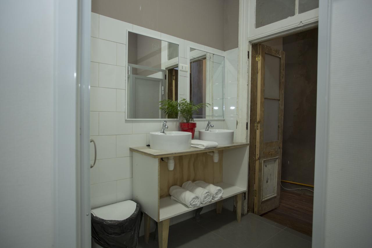 Casa Lastra Hostel บัลปาราอีโซ ภายนอก รูปภาพ