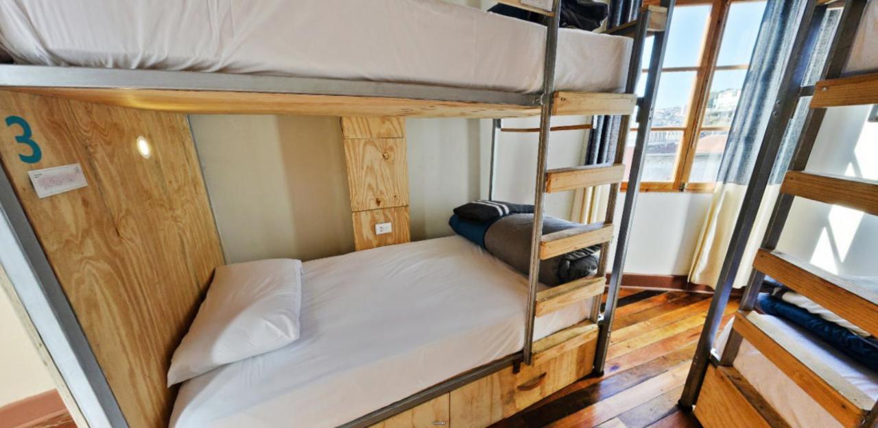Casa Lastra Hostel บัลปาราอีโซ ภายนอก รูปภาพ