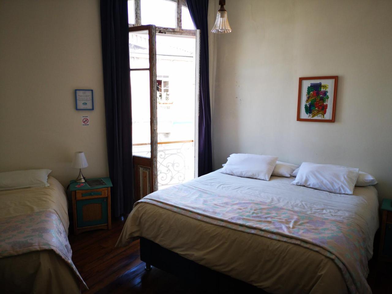 Casa Lastra Hostel บัลปาราอีโซ ภายนอก รูปภาพ
